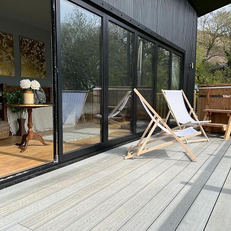 Luxury Lodge In The Treetops Llanbrynmair Exteriér fotografie